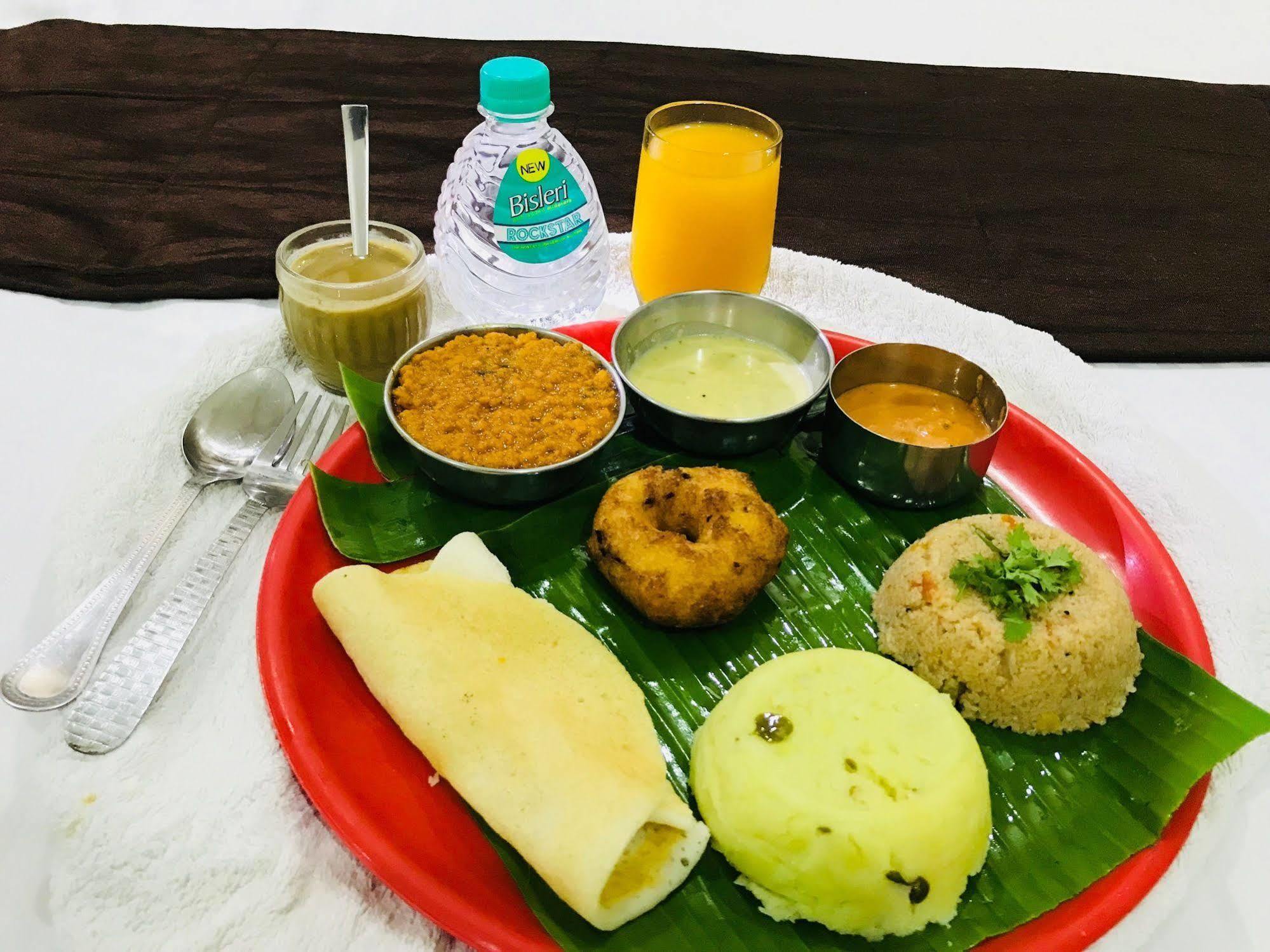 Rd Towers Hotel Chennai Eksteriør billede